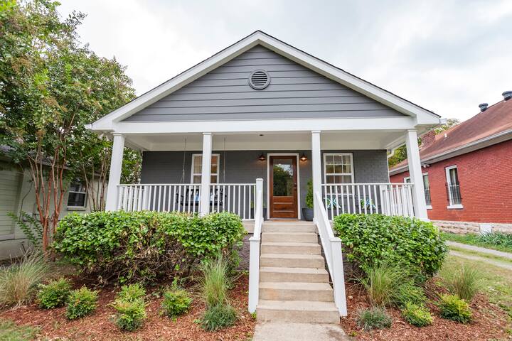 Music Row Honey! Walk to Broadway! Off ST Parking! gallery image 2