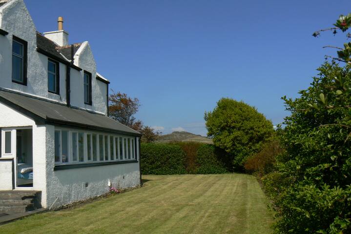 Cairn Cottage Isle Of Islay Houses For Rent In Port Ellen
