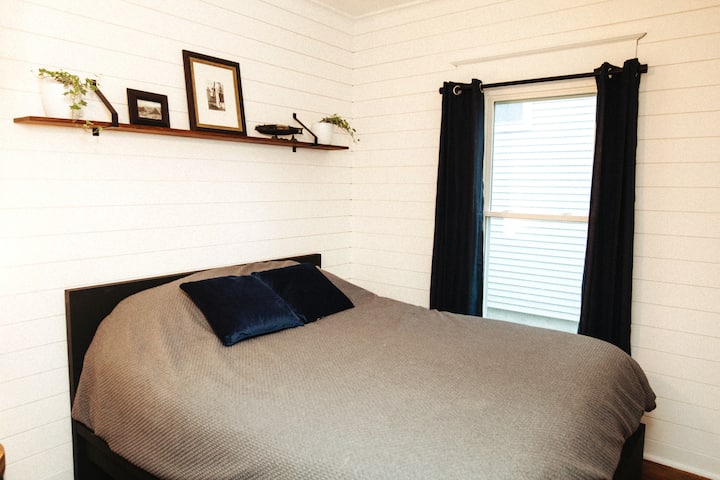 غرفة النوم 2