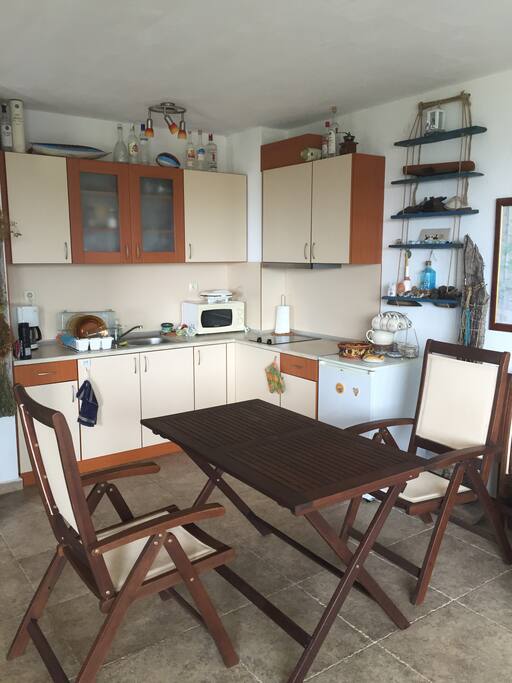 Kitchen with all basics