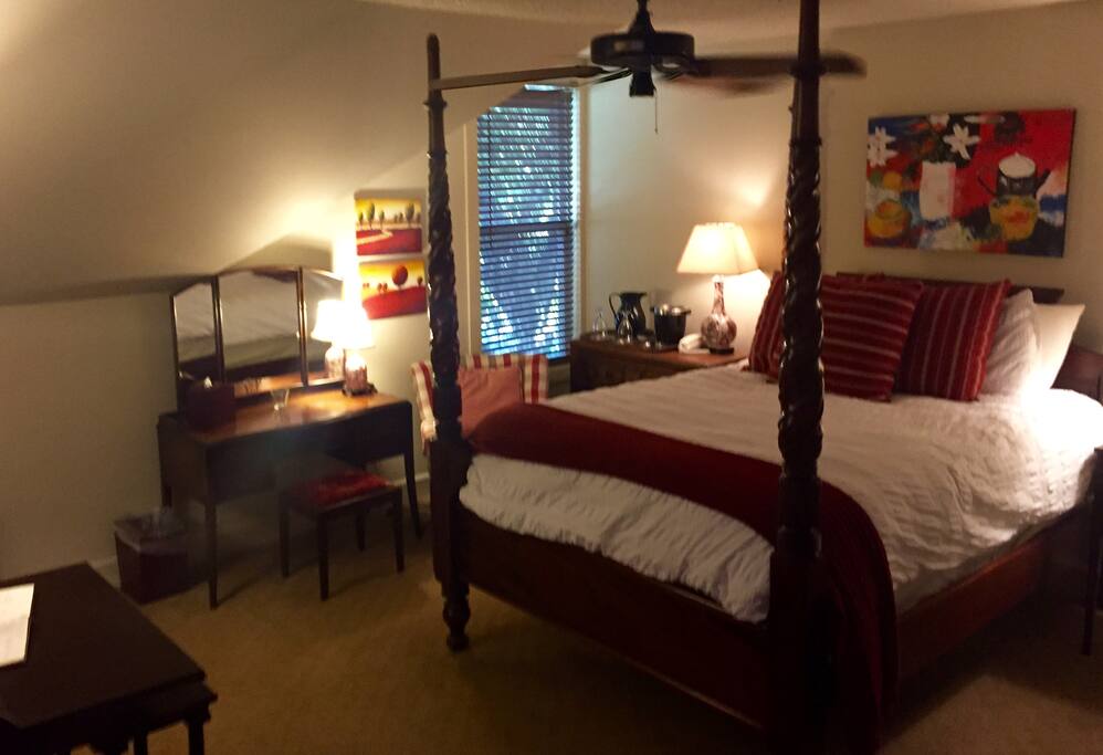 RED ROOM