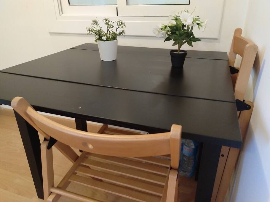 Private table