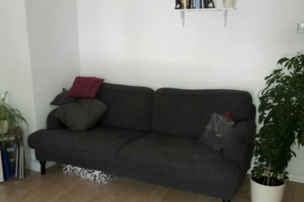 Sofaecke mit Fernseher