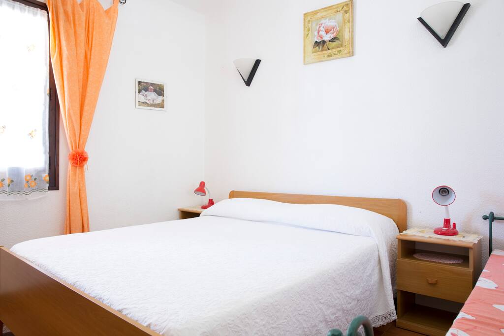 1 camera da letto matrimoniale
