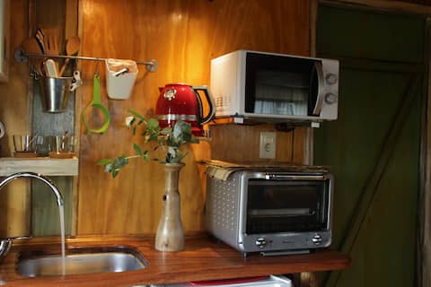 Top performing Airbnb: Angelo Cabañas. Tiny House: Minimalism and charm. in Punta Del Diablo