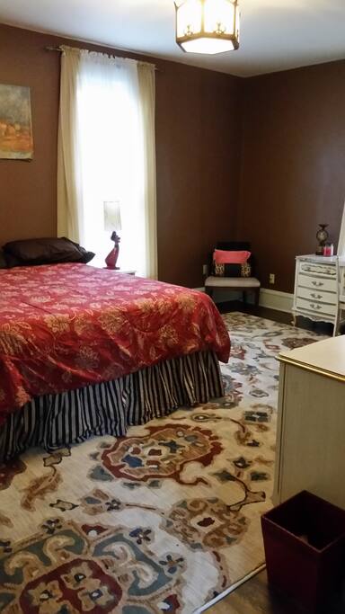 roomy and comfy :)