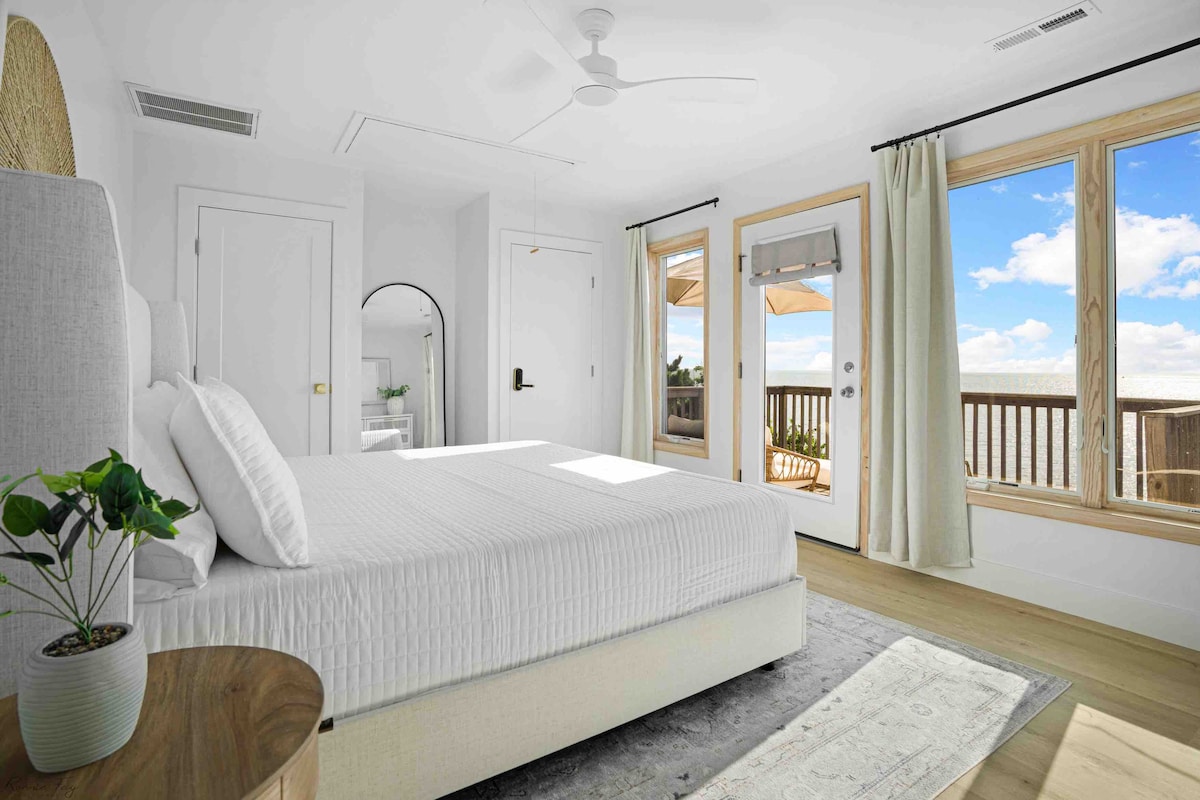 Third floor bedroom 2