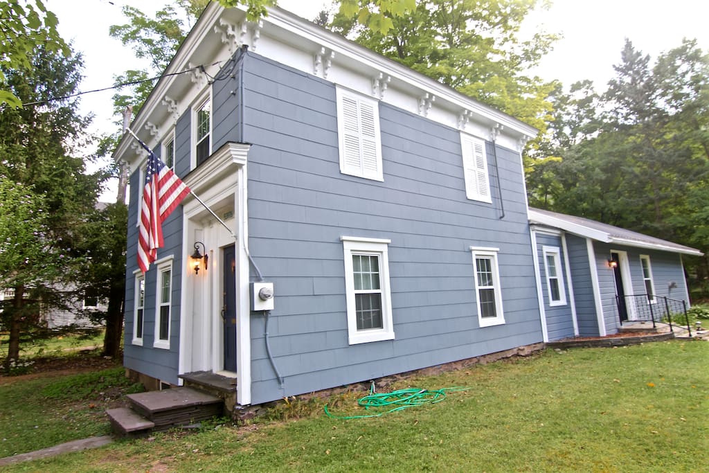 side entrance to the house