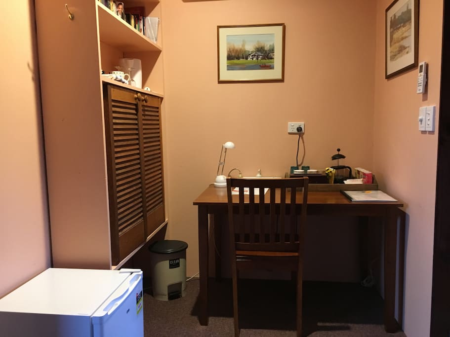 Fridge, kettle, desk