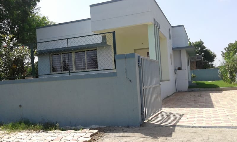 Studio Apartment Ahmedabad Tcs gandhinagar 2017: top 20 holiday homes gandhinagar & holiday Studio Apartment Ahmedabad Tcs gandhinagar 2017: top 20 holiday homes gandhinagar & holiday