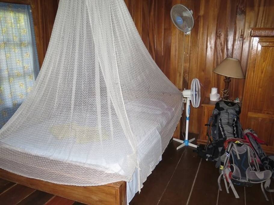 Queen Bed