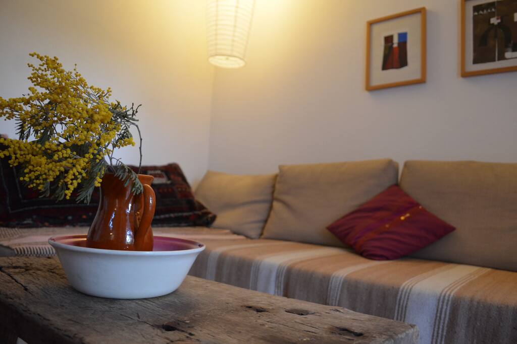 lounge sofa