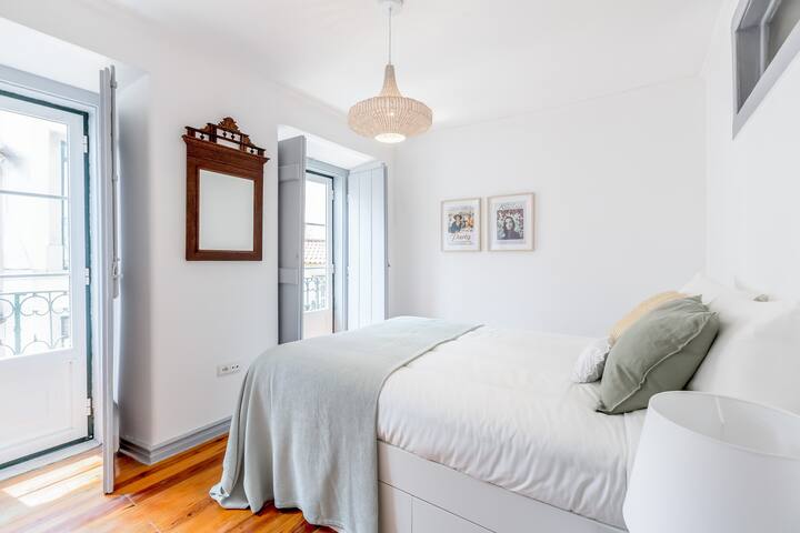 Idyllic Alfama Apartments, by the River gallery image 4