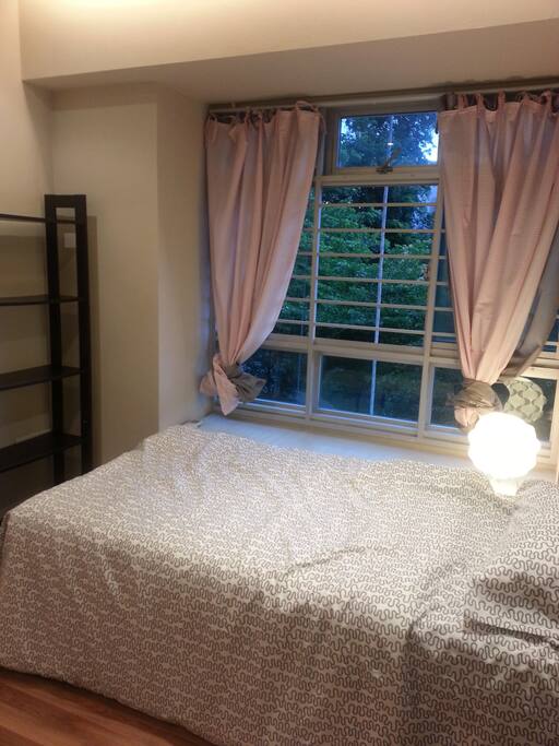 Cosy bedroom