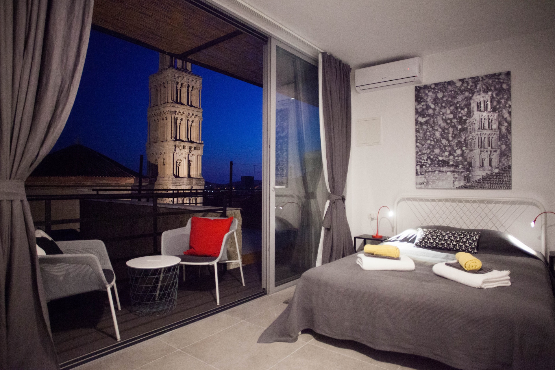 Studiolo - Downtown center location and view