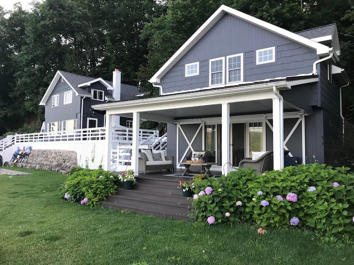 Perfect Family/Friend Retreat on Keuka Houses for Rent in
