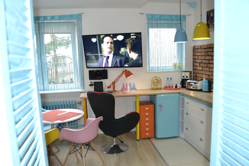 Apartment ColorsArt&Garage