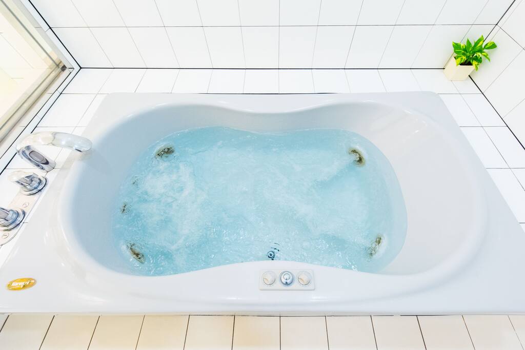 A Large Jaccuzi