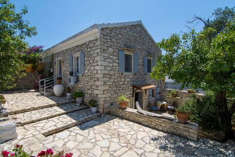 VILLA THODOROS SLEEPS 6