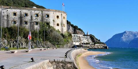 CENTRO de SANTOÑA, BRAND NEW!! -WIFI-