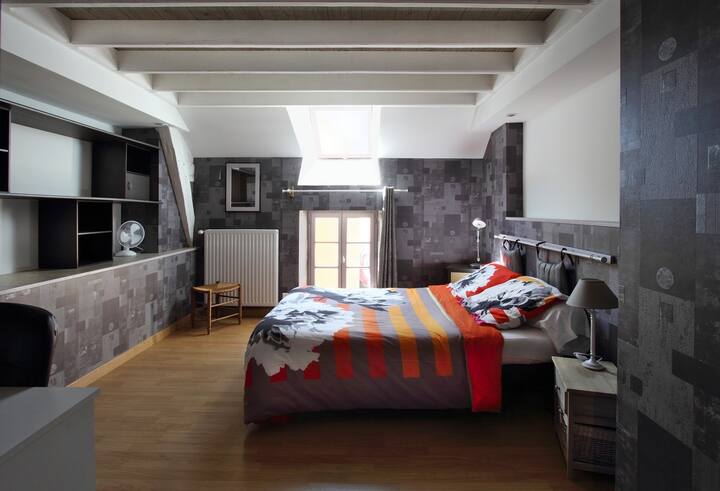 Спална соба бр. 1 над дневната соба