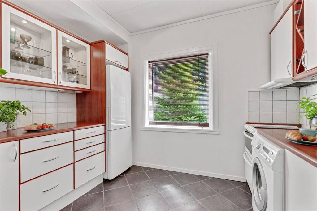 Kitchen: Refrigerator, freezer, stove, dishwasher, microwave, coffe maker, various equipment.