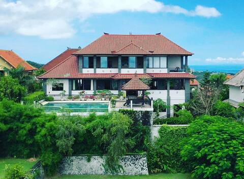 Uluwatu Huge 6 Bed Spa Villa - G8 views