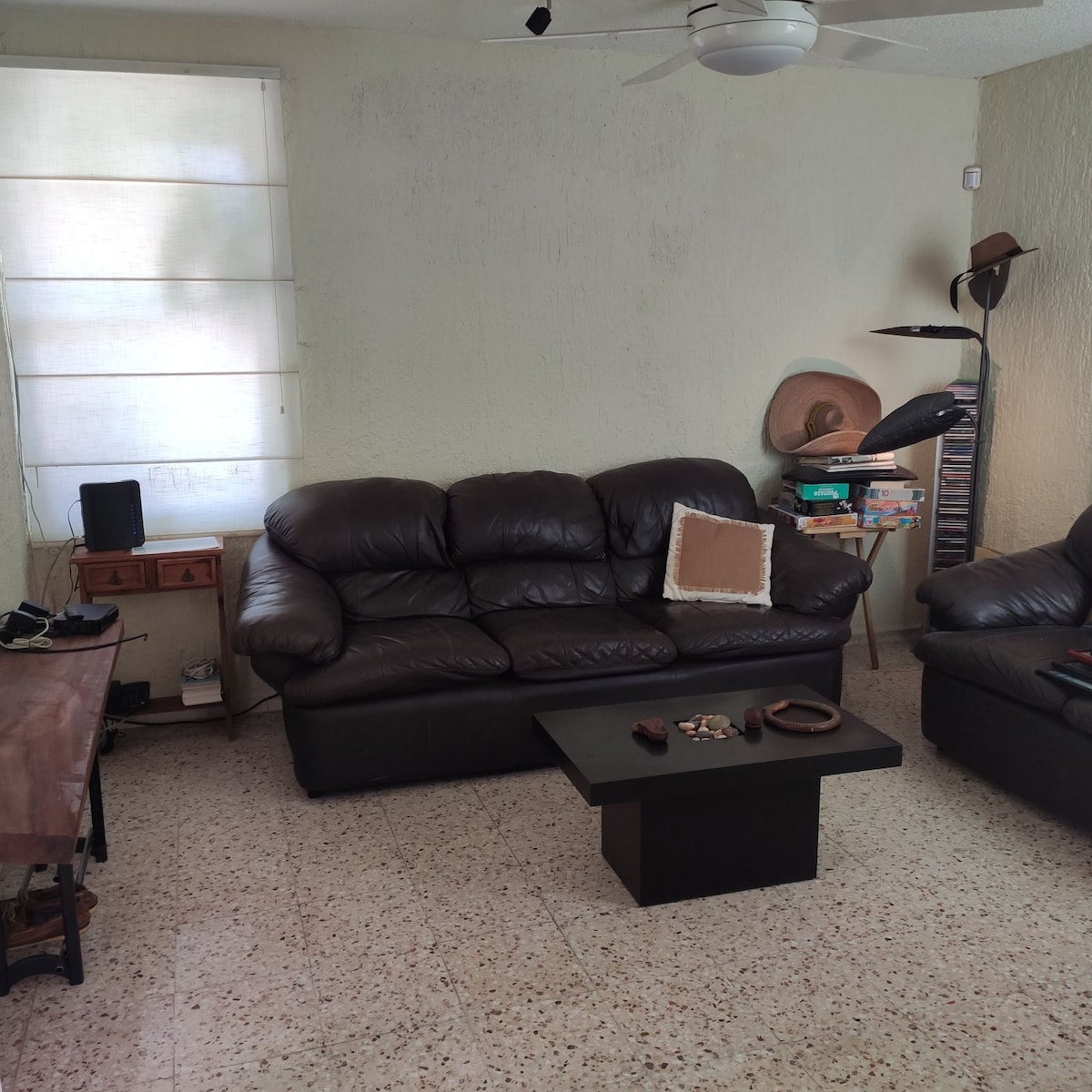 Top Airbnb: La casa de las palmas, centrally located with a pool en Supermanzana 1