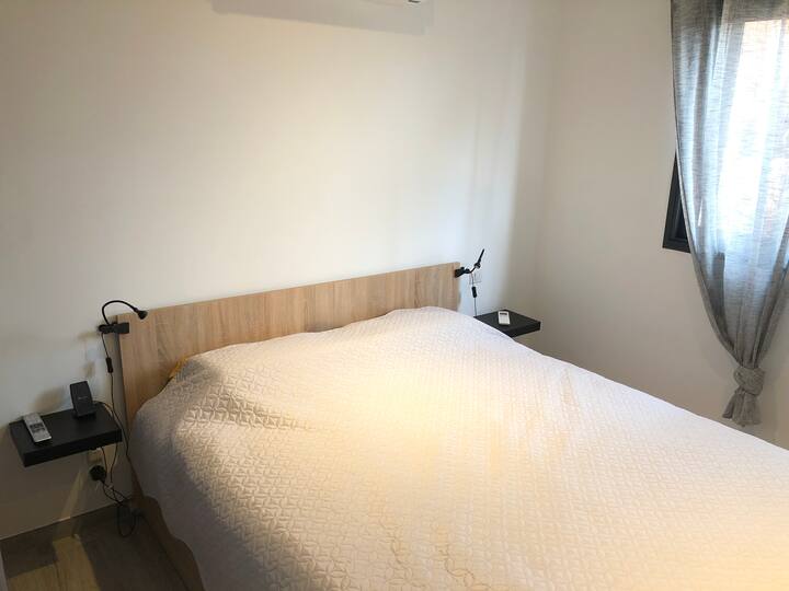 Спална соба 1 со кревет 160 x 200