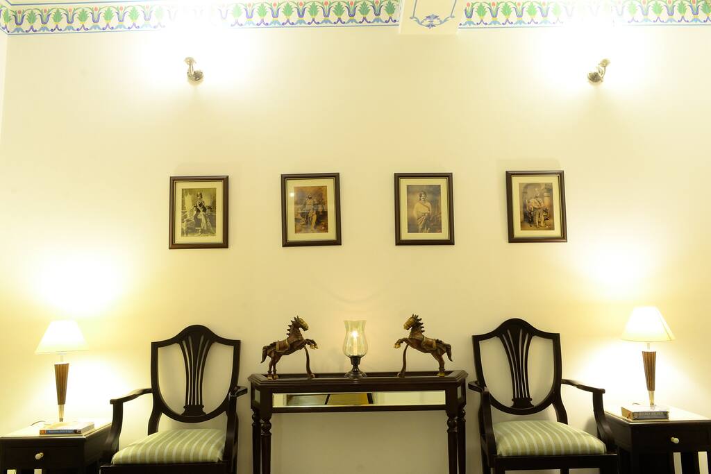 Sitting Area