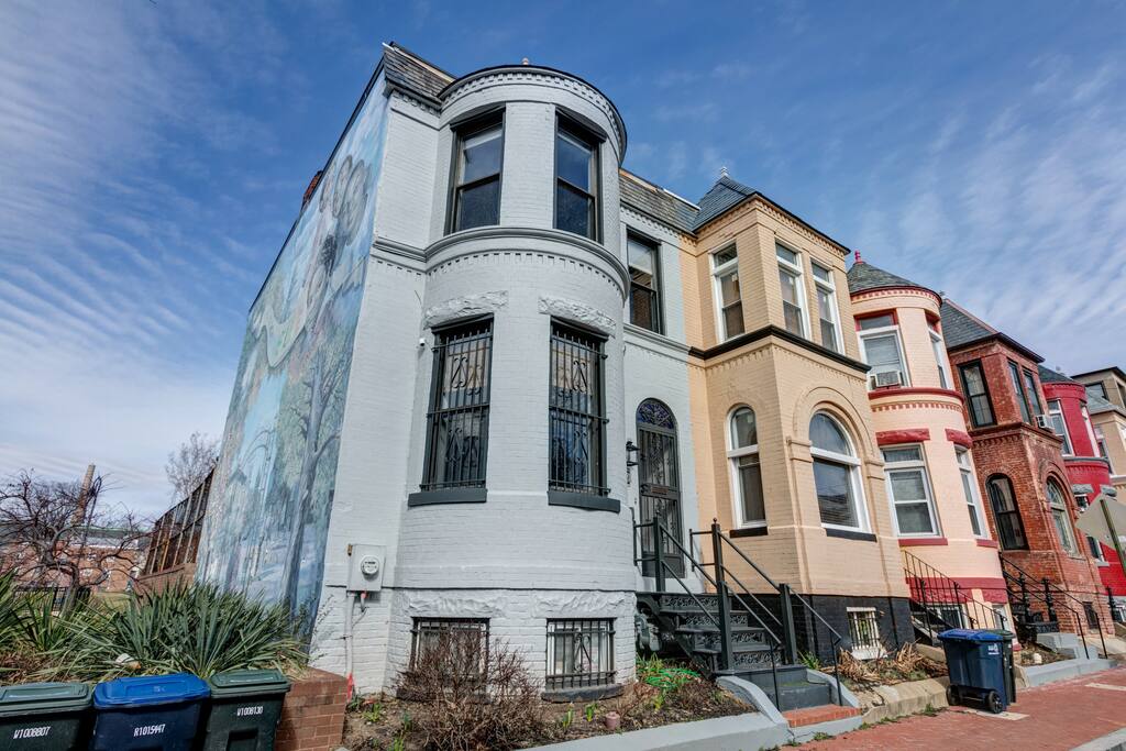 Beautiful Original DC Architecture