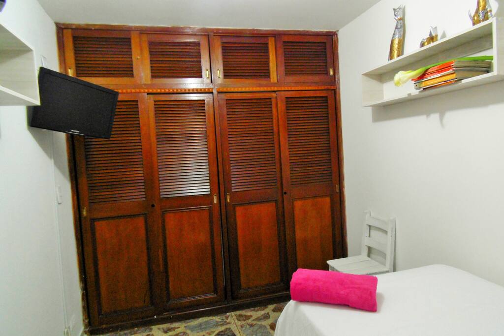 Closet alcoba auxiliar
