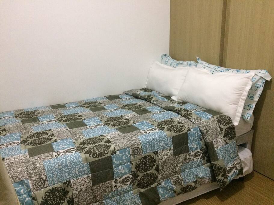 Bedroom with extension