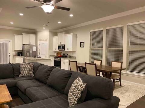 Oasis Houma