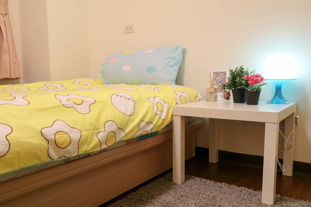 single cozy room