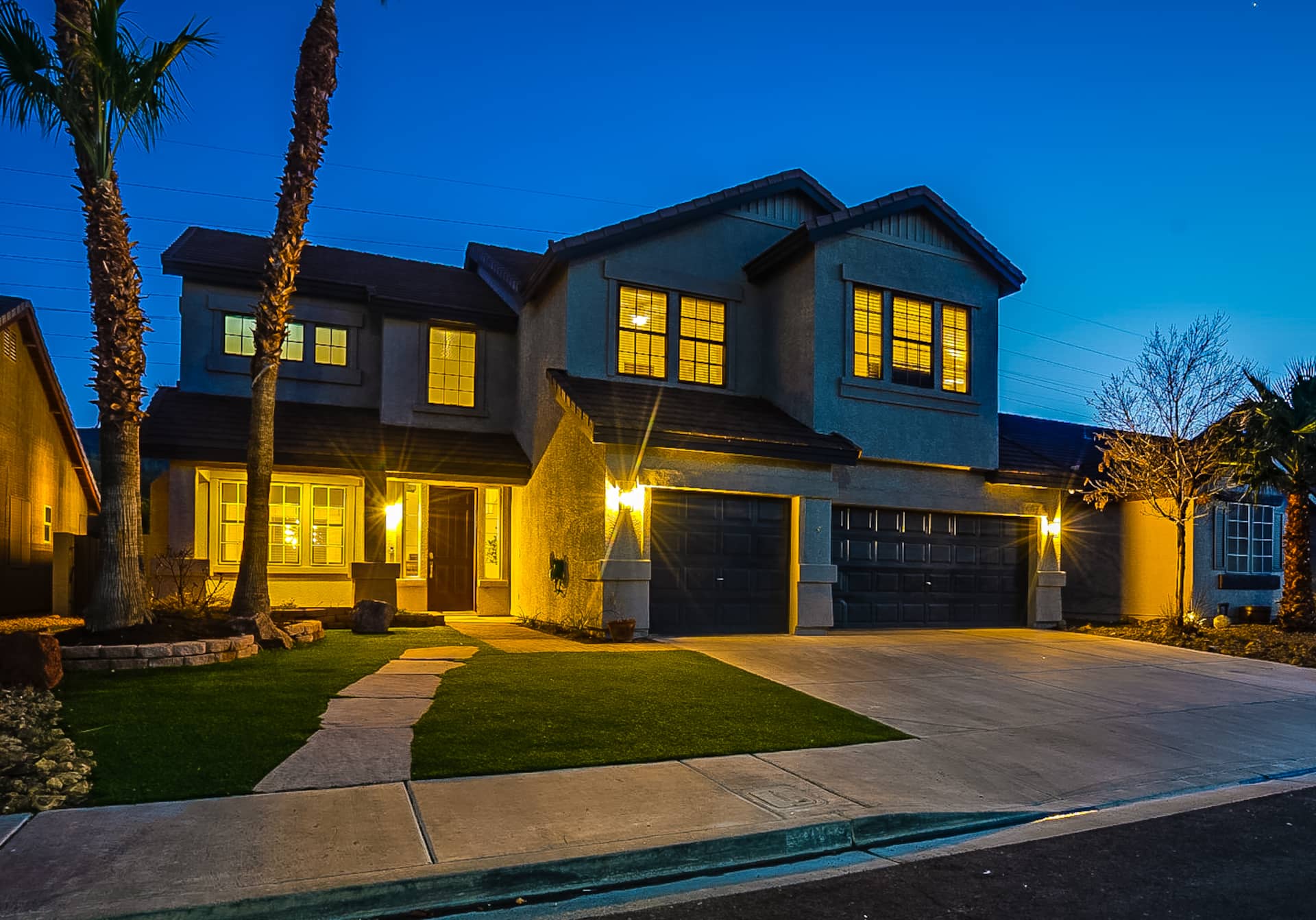 Amazing 5 Bed / 4 Bath Residence with Pool / Spa