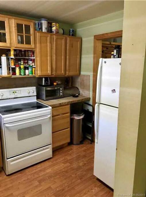 Full Kitchen
