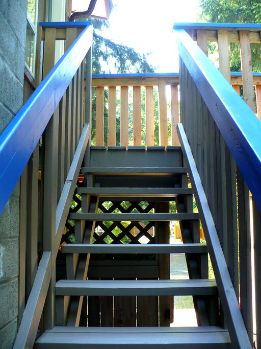 Upper Deck room is up a set of stairs.