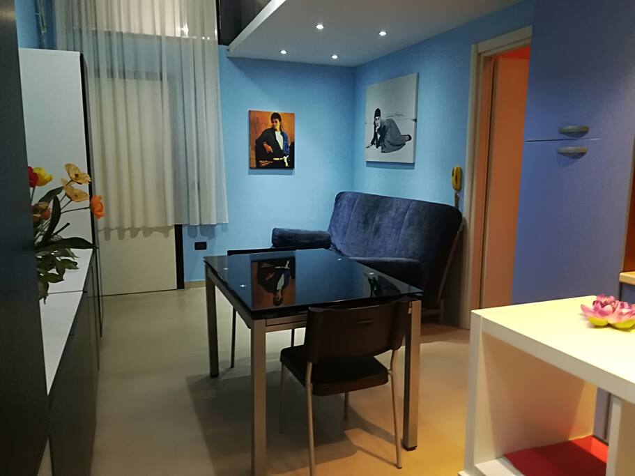 Tavolo divano letto