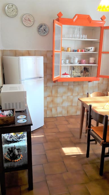 Well equipped kitchen-dining zone / cucina ben attrezzata- zona