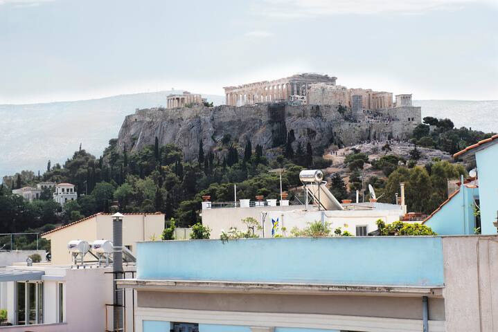 Athenian House Beside The Acropolis gallery image 3