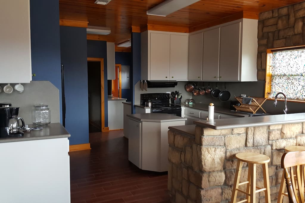 Clean spacious kitchen