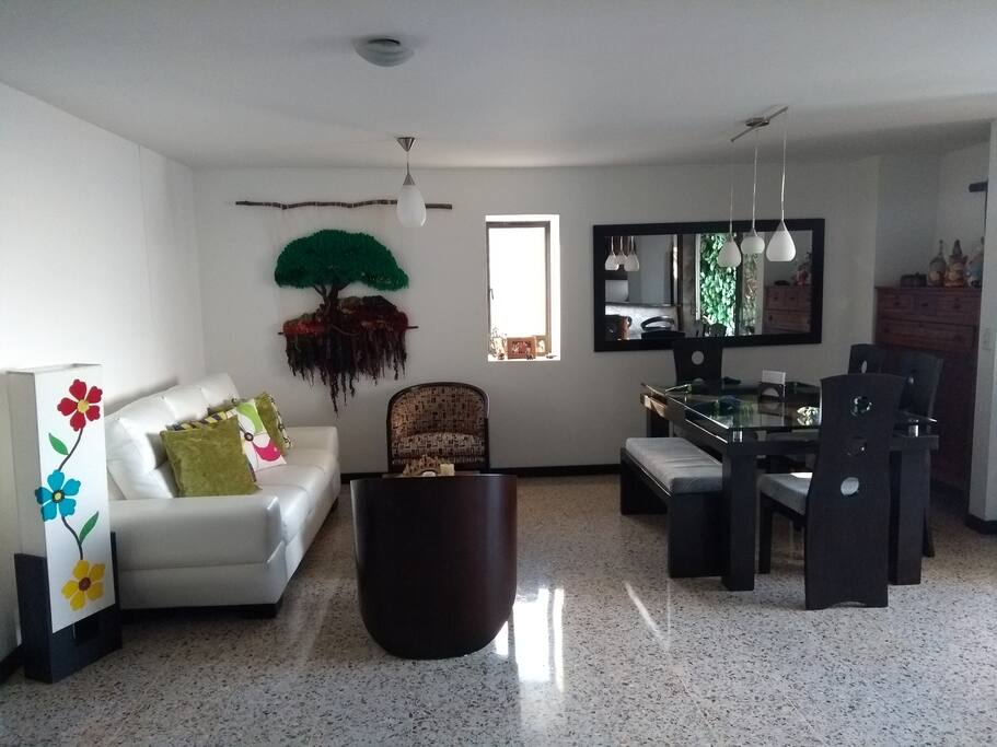 Espacio agradable para descansar o trabajar