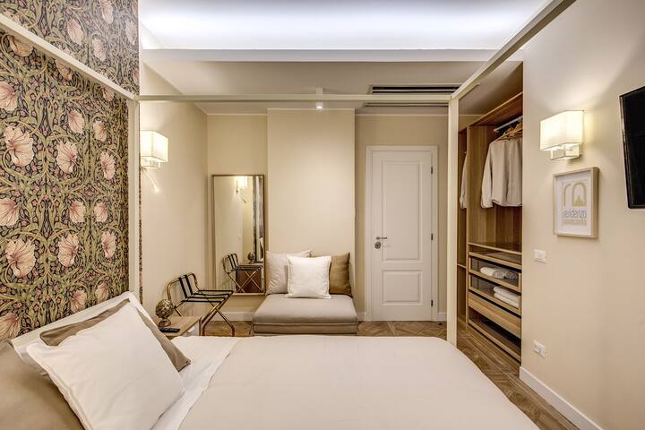 RESIDENZA NOVECENTO _ 4bdr apartment gallery image 3