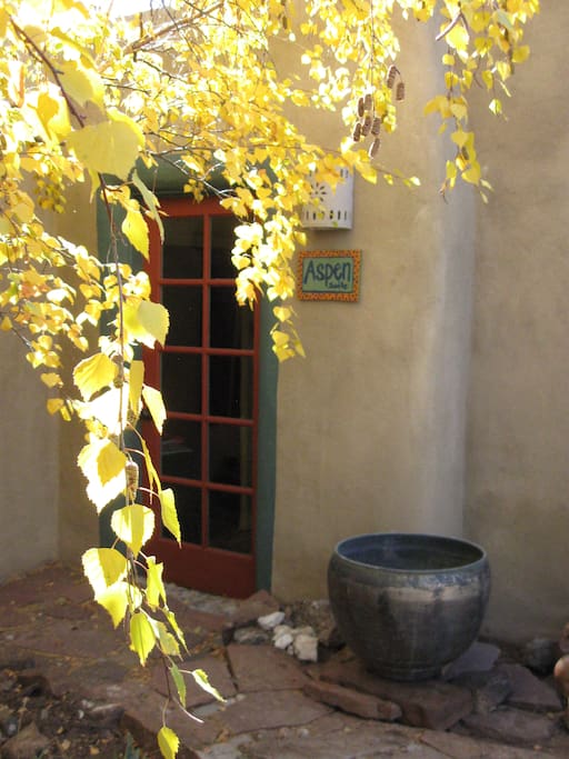 Private entrance to Aspen Suite