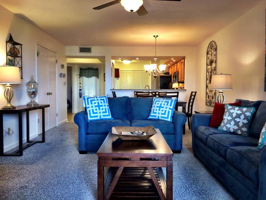 Open plan provides easy flow from front door to sun room