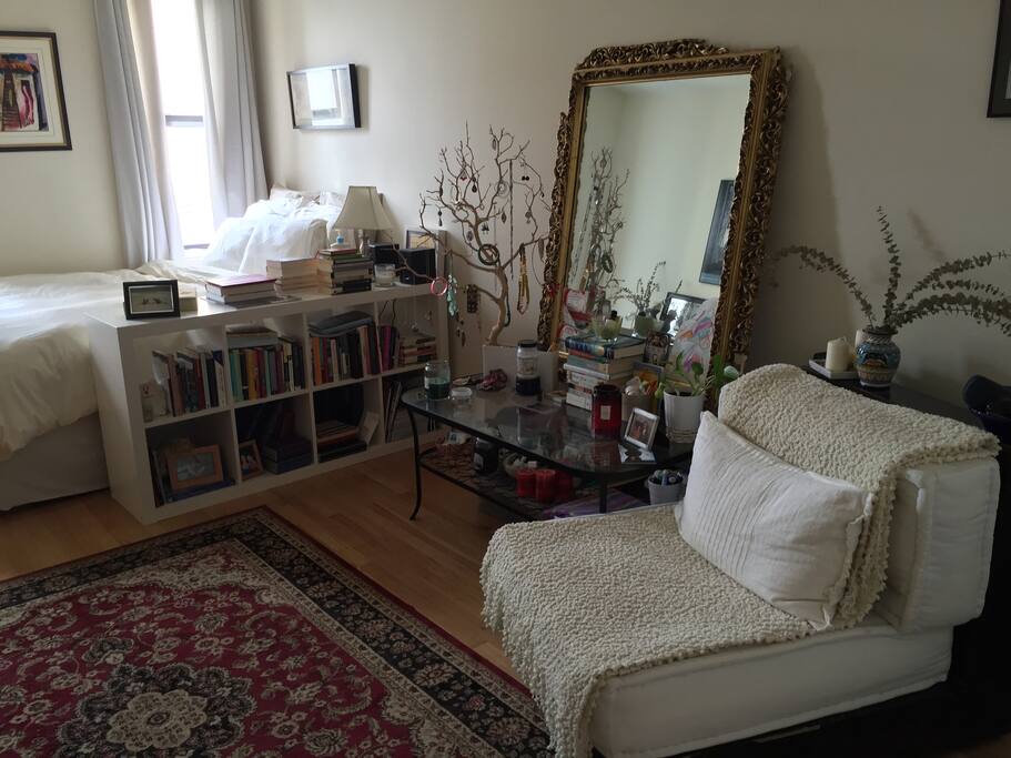 right side of bedroom