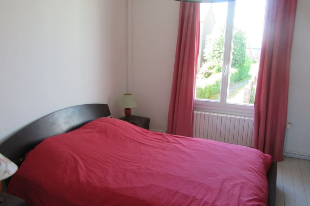 Chambre 1 avec lit 140*190