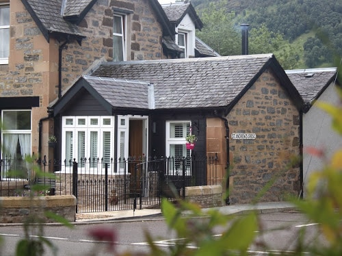 Pet friendly cottages blair hot sale atholl