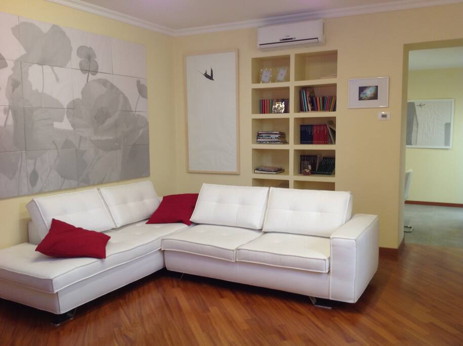 SALA CON DIVANO 2 POSTI LETTO, ANCHE MATRIMONIALE